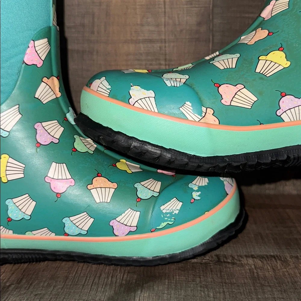 BOGS Cupcake  Boot- size 5